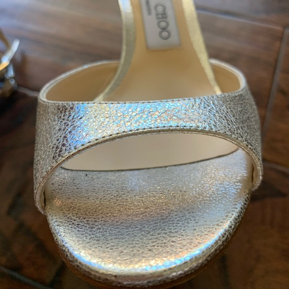 Jimmy Choo Lane d'Orsay Sandal 7.5US / 37.5EU
CHAMPAGNE - Picture 4 of 11